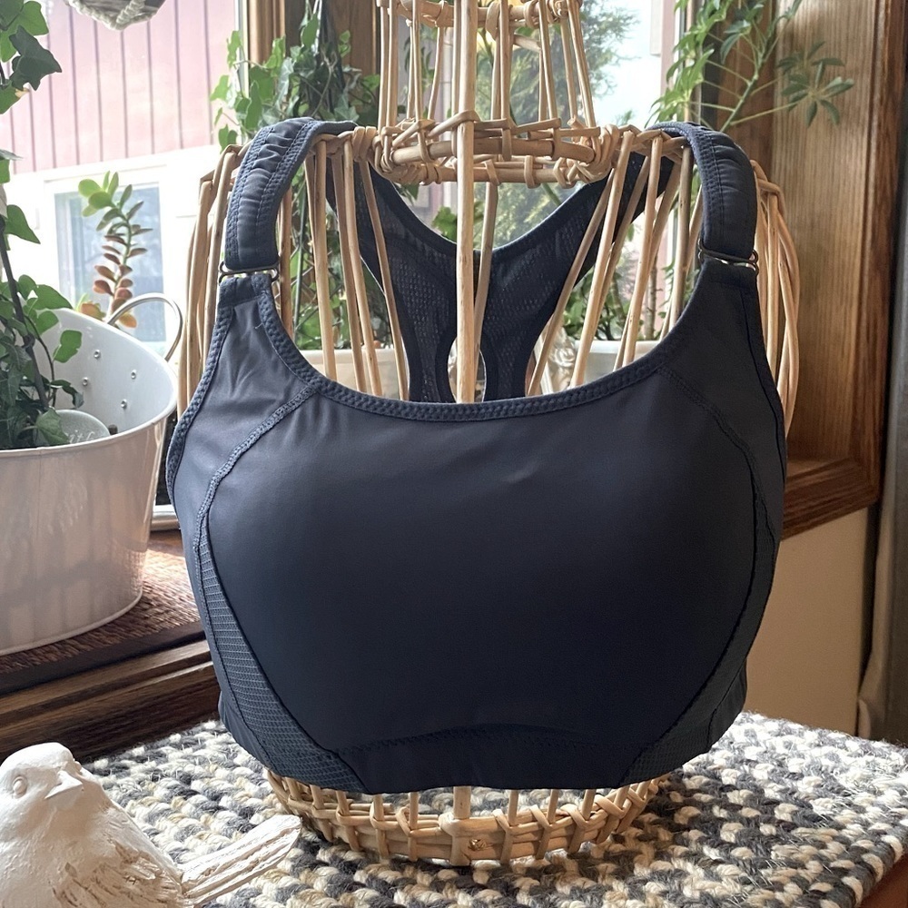 NWOT sports bra